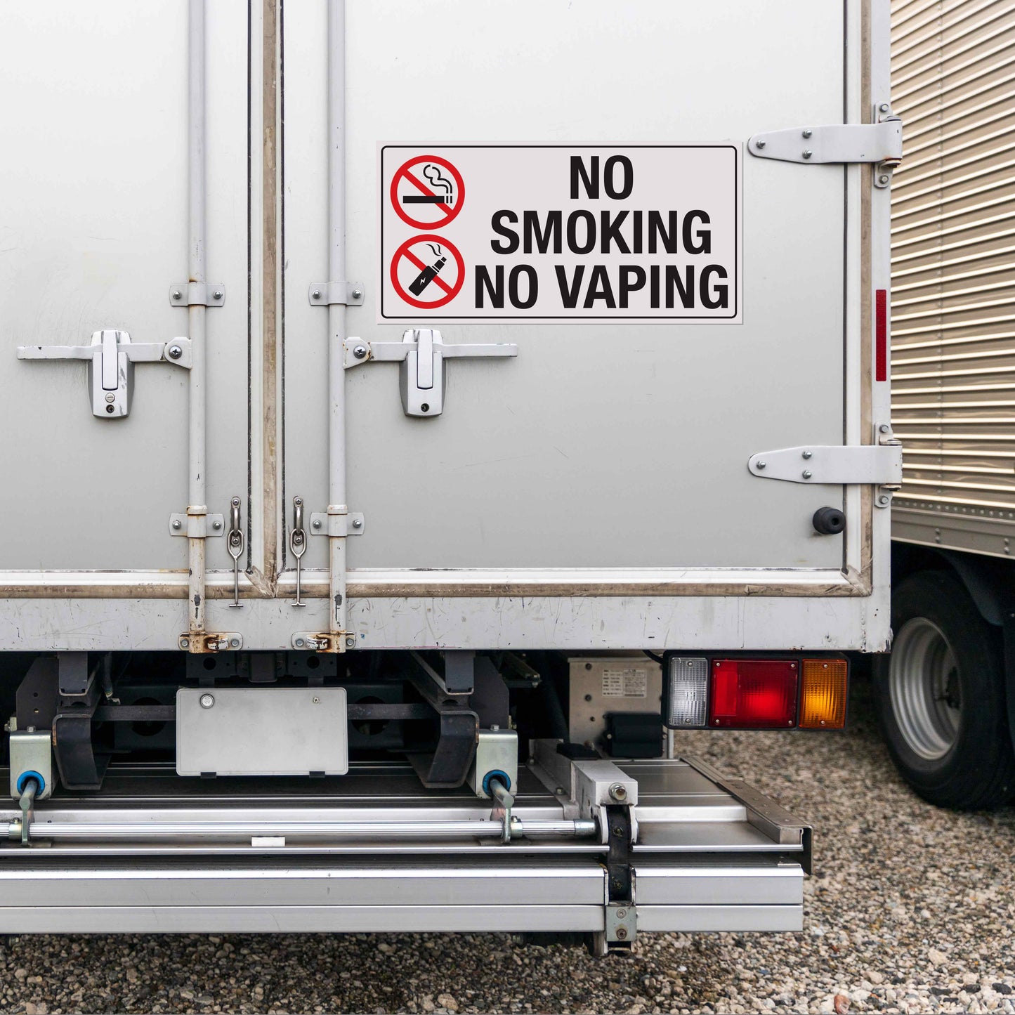 No Smoking No Vaping Magnetic Vehicle Sign