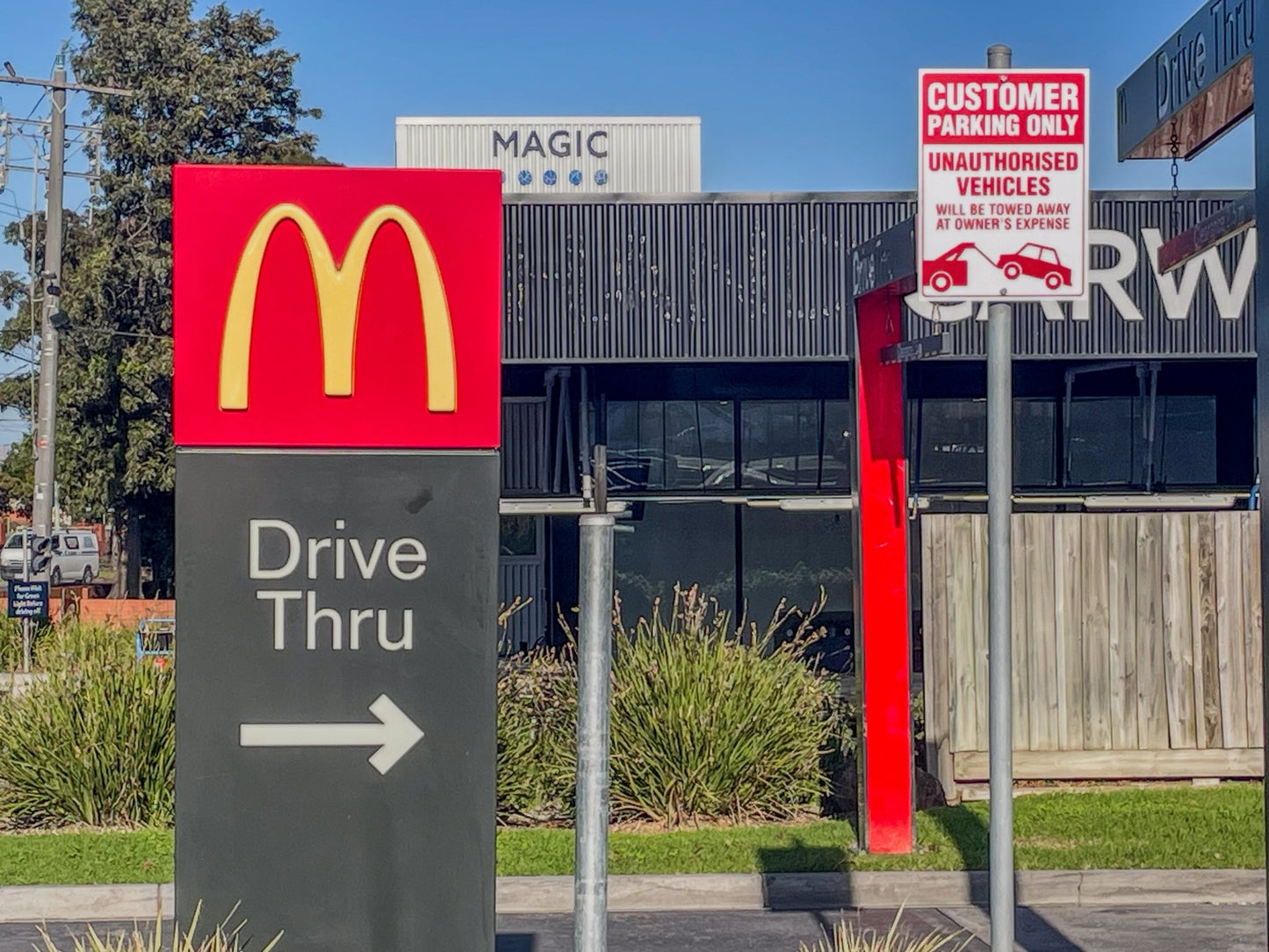 Customer Parking Only Unauthorised Vehicles Will Be Towed Sign - New Signs