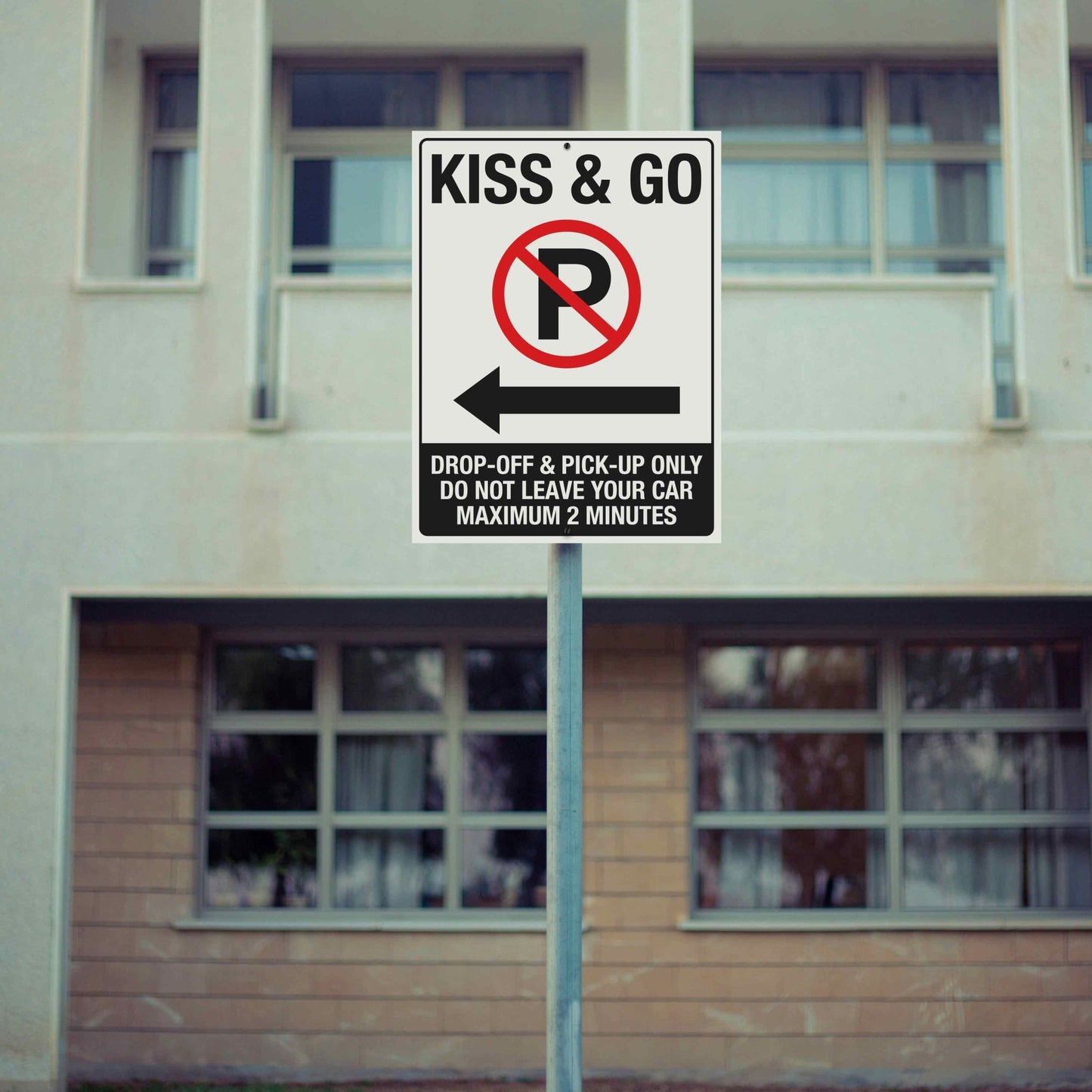 Kiss And Go No Parking Symbol Left Arrow Sign - New Signs
